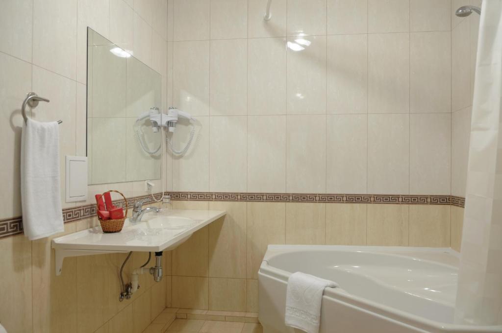 Melrose Hotel Rivne Habitación foto